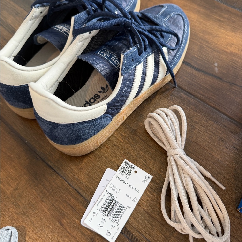 HANDBALL SPEZIAL SHOES Night Indigo / Cream White / Gum - Picture 11 of 13